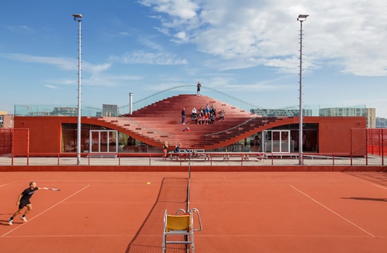 MVRDV_The-Couch_Amsterdam_Jburg_Tennis-C